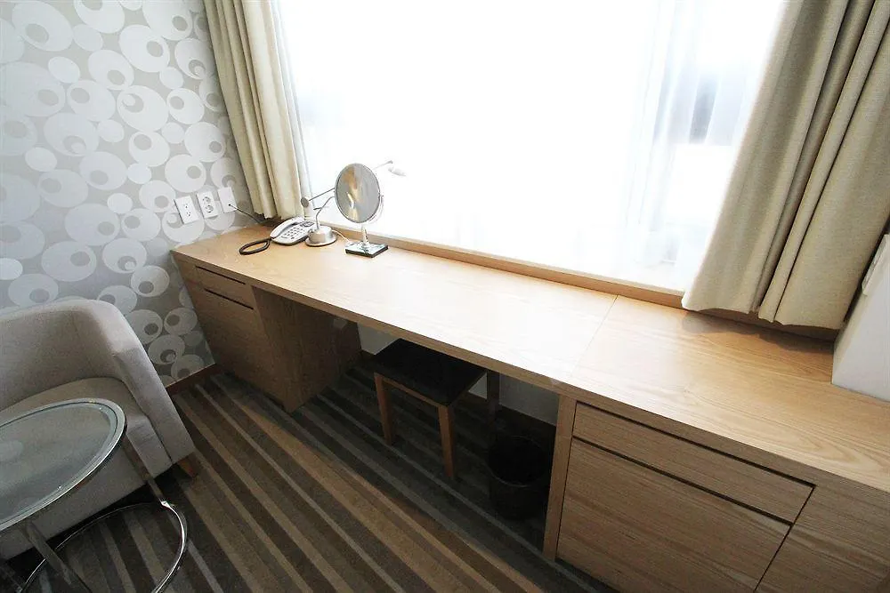 Nine Tree By Parnas Seoul Myeongdong 1 Otel